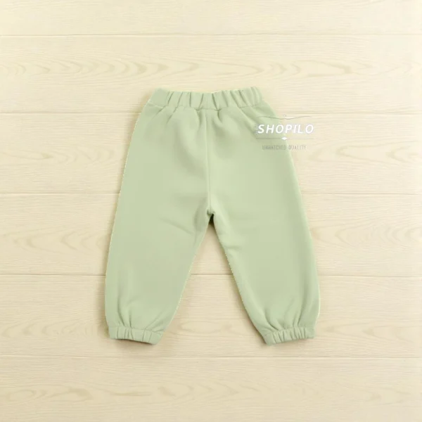 4-Piece Unisex Olive Printed Tracksuit - Adorable 3D Plush Bear Accent pajama