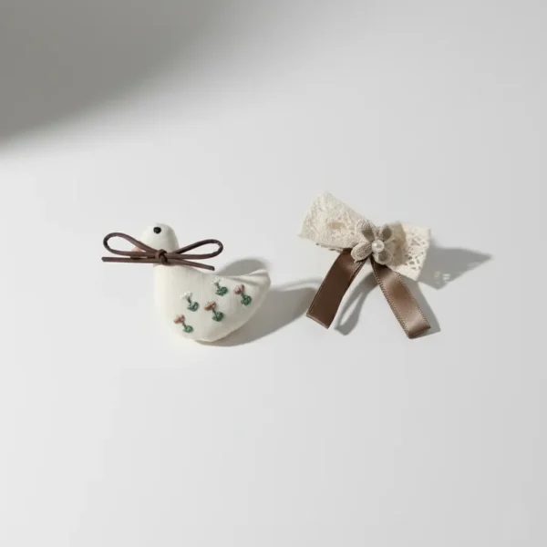 Imported Knitted Outfit - White Vest - Detachable Duck & Bow Clips detachable accessorie bows and duck